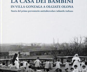 <a href="https://www.puntomarte.com/it/libro/l-ame-d-arles-sguardi-italiani-sul-territorio" target="_blank" rel="noopener">Link al libro</a>