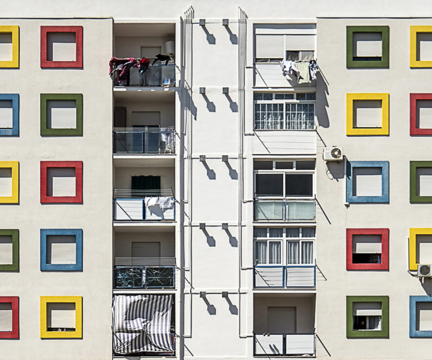 leone vito copertina fondo